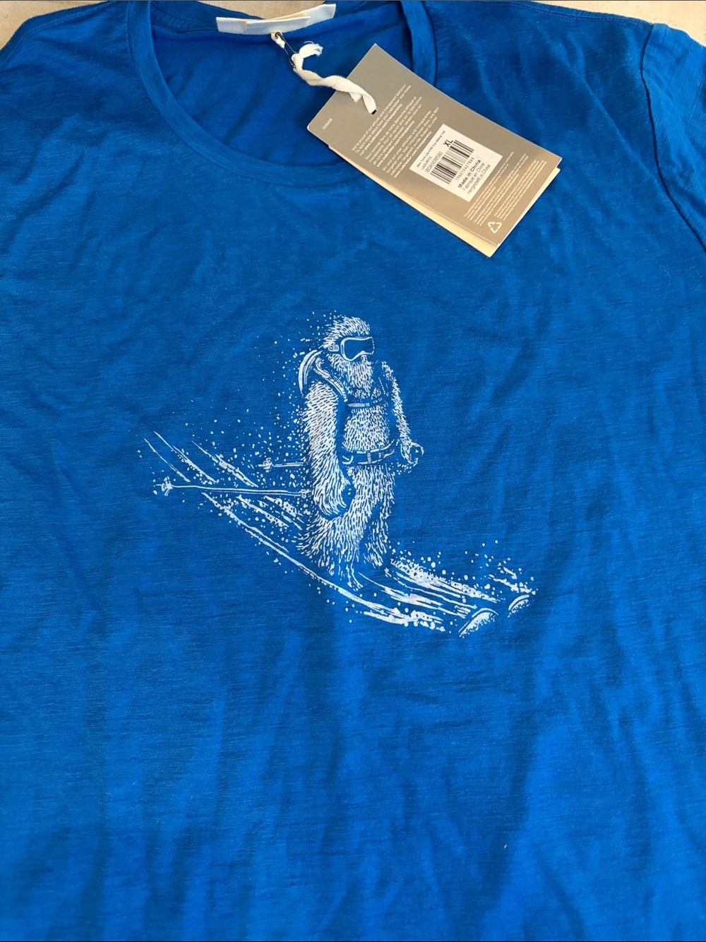 NWT Icebreaker Men's blue White Yeti skiing wool t shirt XL